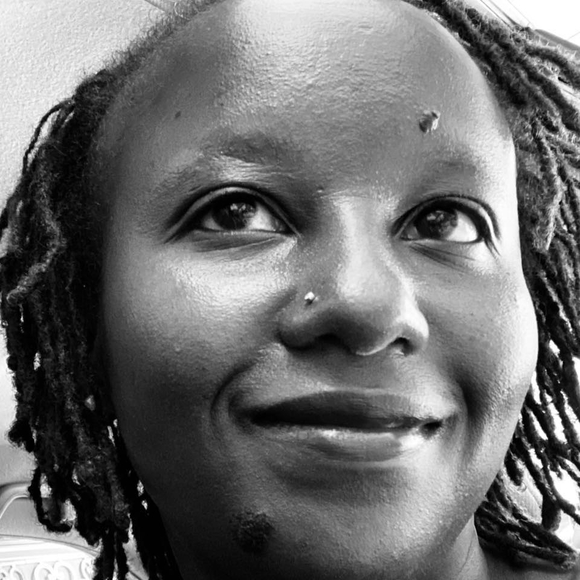 Meet your Posher, Esther - Picture 1 of 1